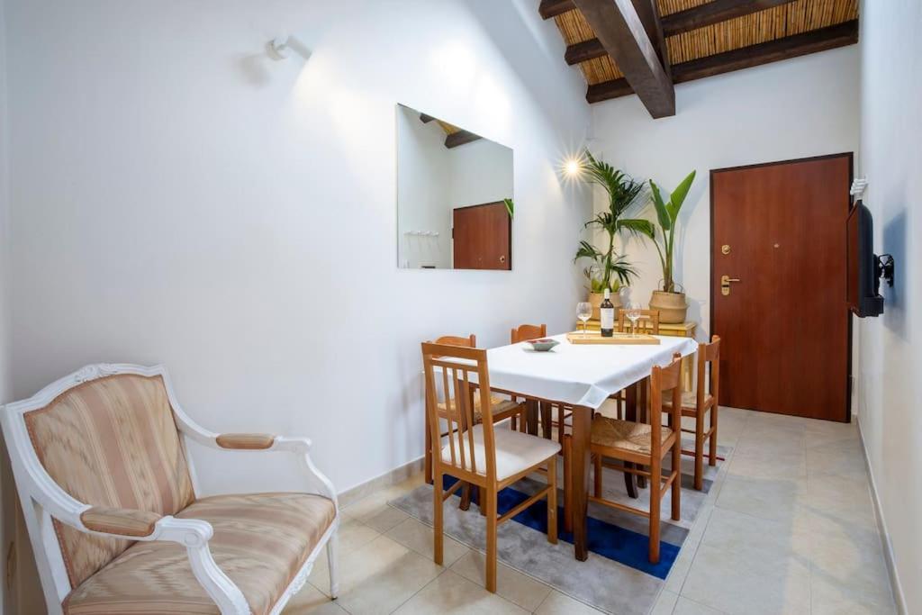 Castello Attic Sunset Terrace Appartement Cagliari Buitenkant foto
