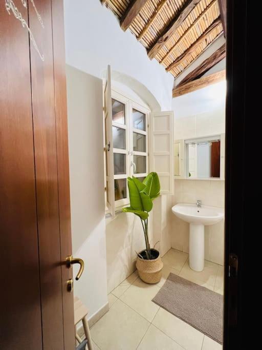 Castello Attic Sunset Terrace Appartement Cagliari Buitenkant foto